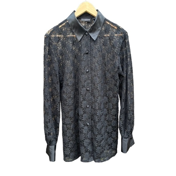 Liz Claiborne lace button down shirt petite size 4 (S). Preowned. - Picture 1 of 11